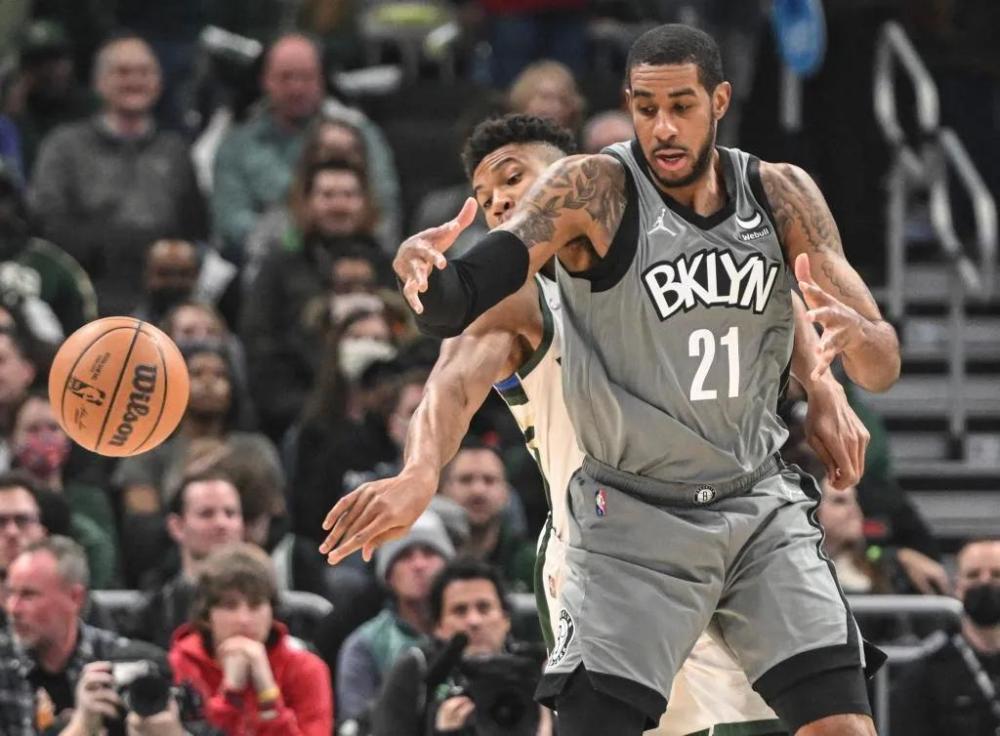 降低传球失 降低传球失