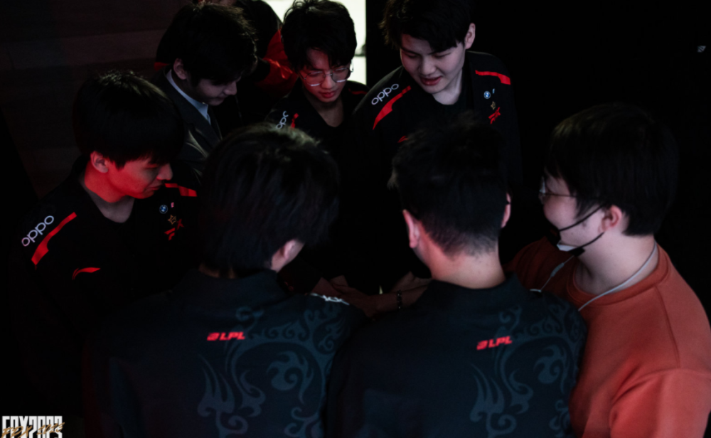 用一杯奶茶 用一杯奶茶